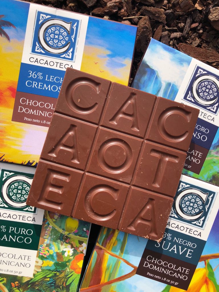 Tablette-cacaoteca-republique-dominicaine-bean-to-bar-lait