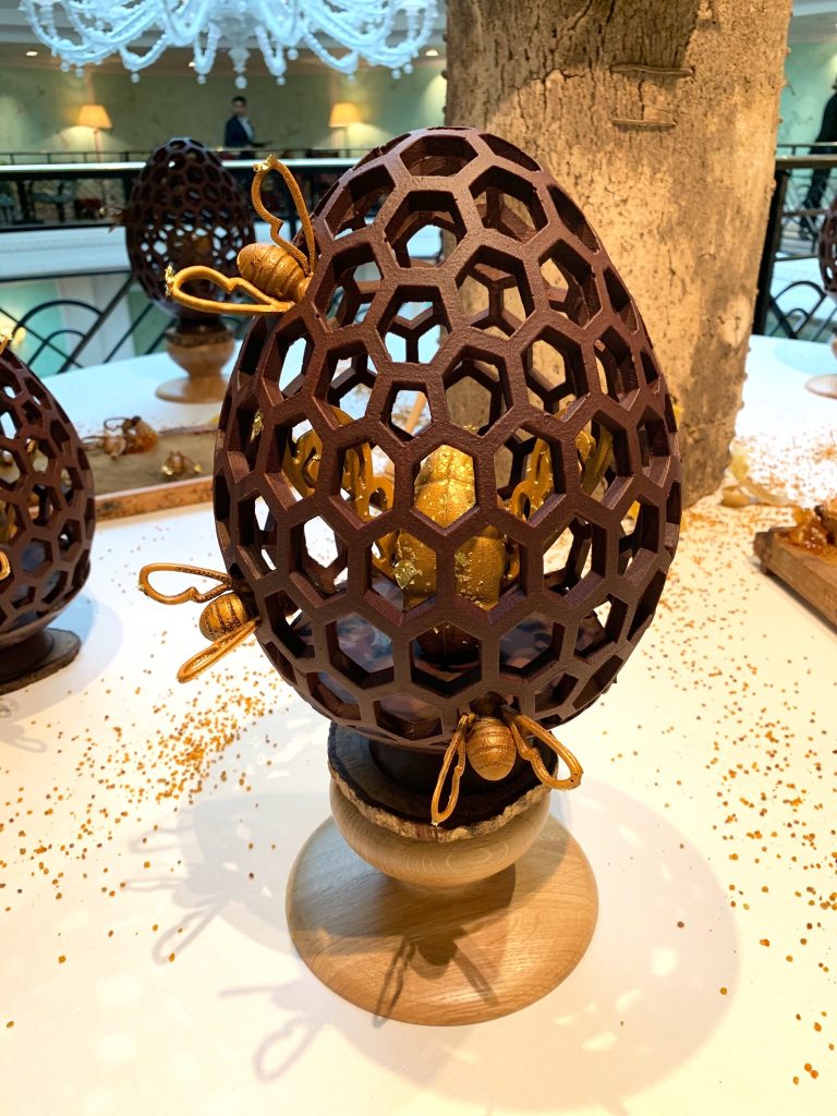 L'œuf ruche de Maxence Barbot, Shangri la